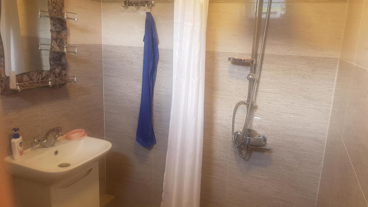 Hostel The Misty Mountains Местия Екстериор снимка
